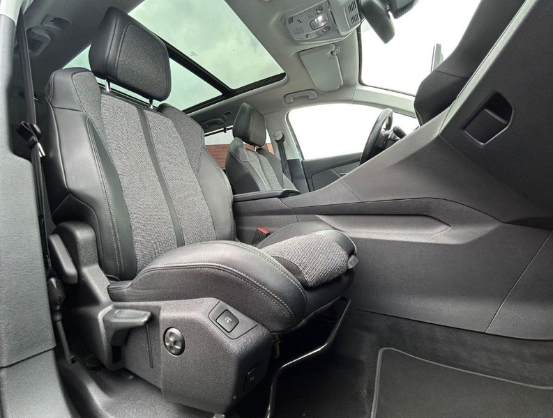 Peugeot 5008 7 SITZ + PANO + MASSAGE + KAMERA — photo 10