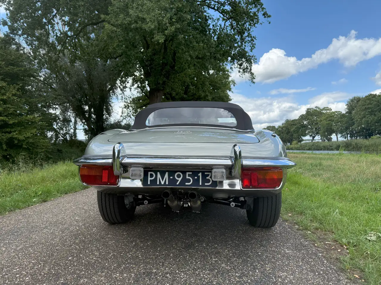 Jaguar E-Type series 2 4.2 cabriolet, foto 4
