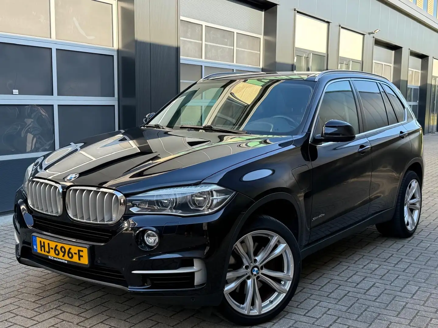 BMW X5 40e High Exec. Auto8 M-Sport 2025 Orig NL Zwart - 1