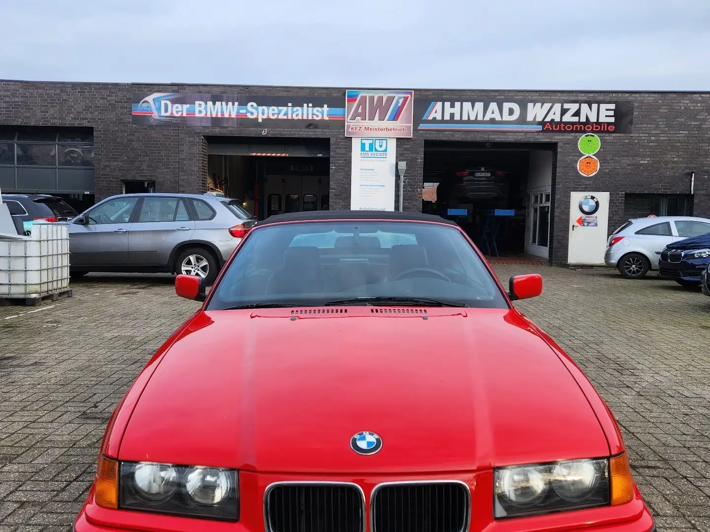 BMW 320 Rojo - 2