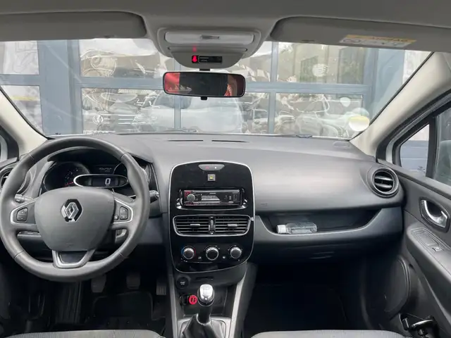 Renault Clio view 7