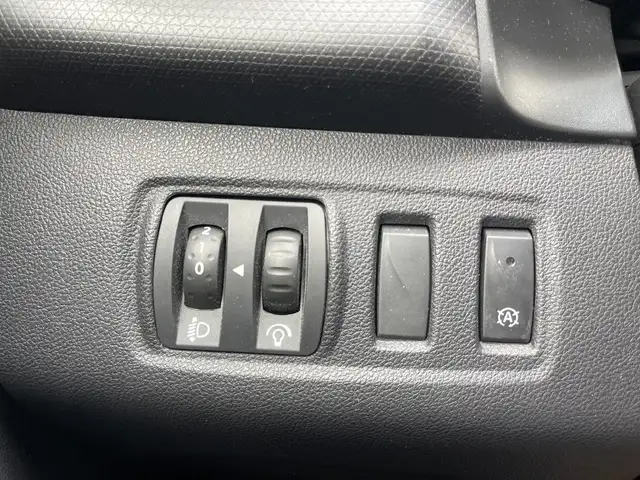 Renault Clio view 19