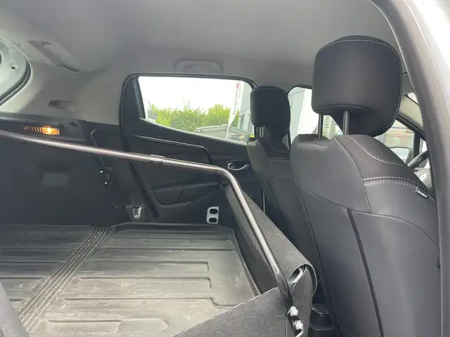 Renault Clio view 11