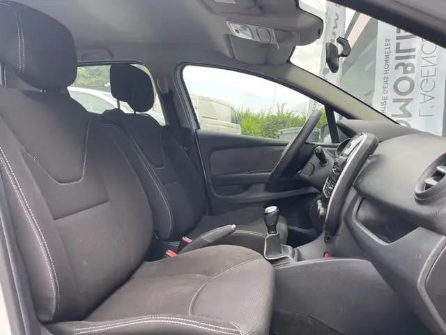 Renault Clio view 10