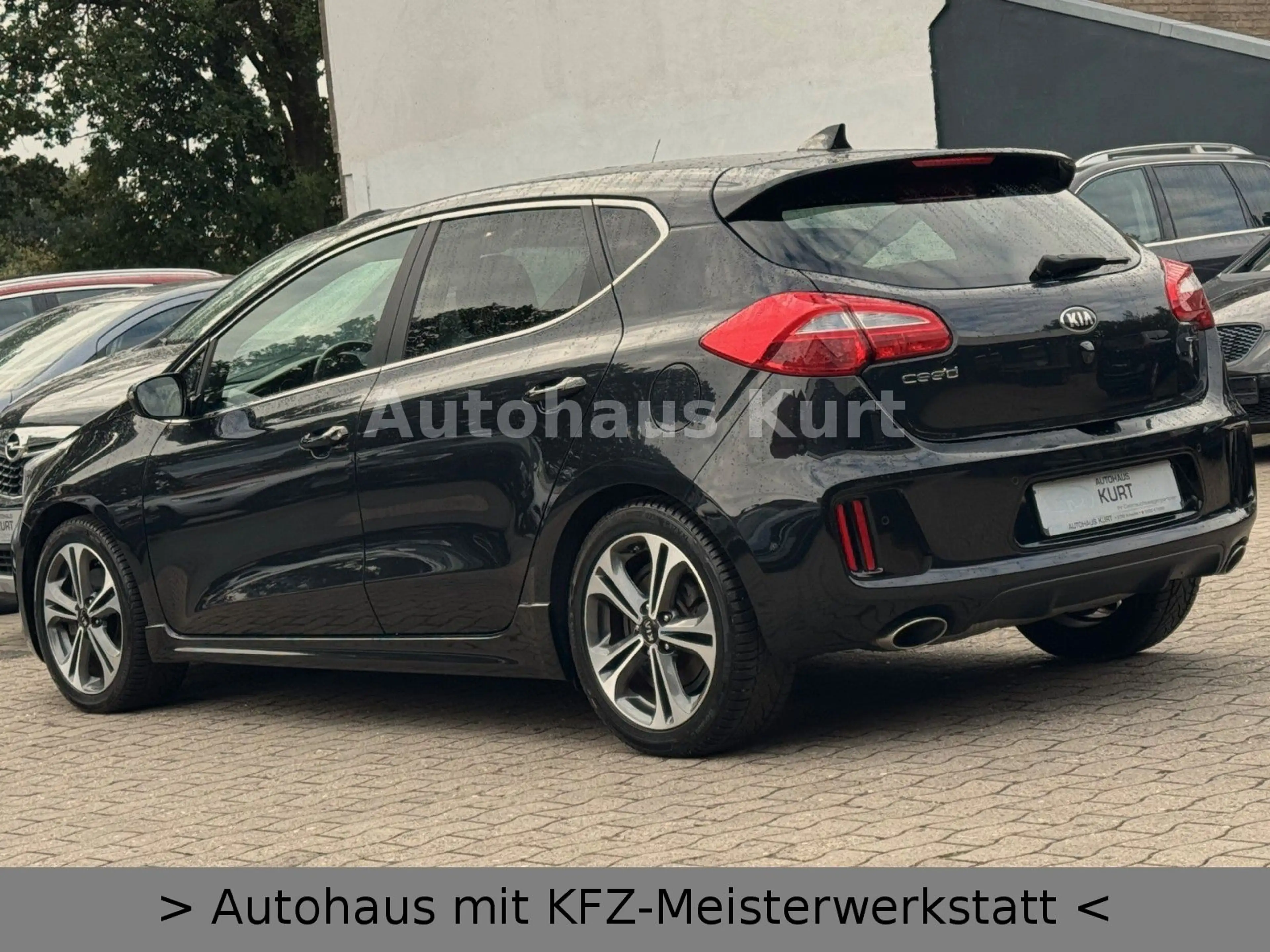 Kia Ceed / cee'd Ceed 1.6 CRDi GT-Line |KAMERA|SPUR|NAVI|KEYLESS| — photo 7