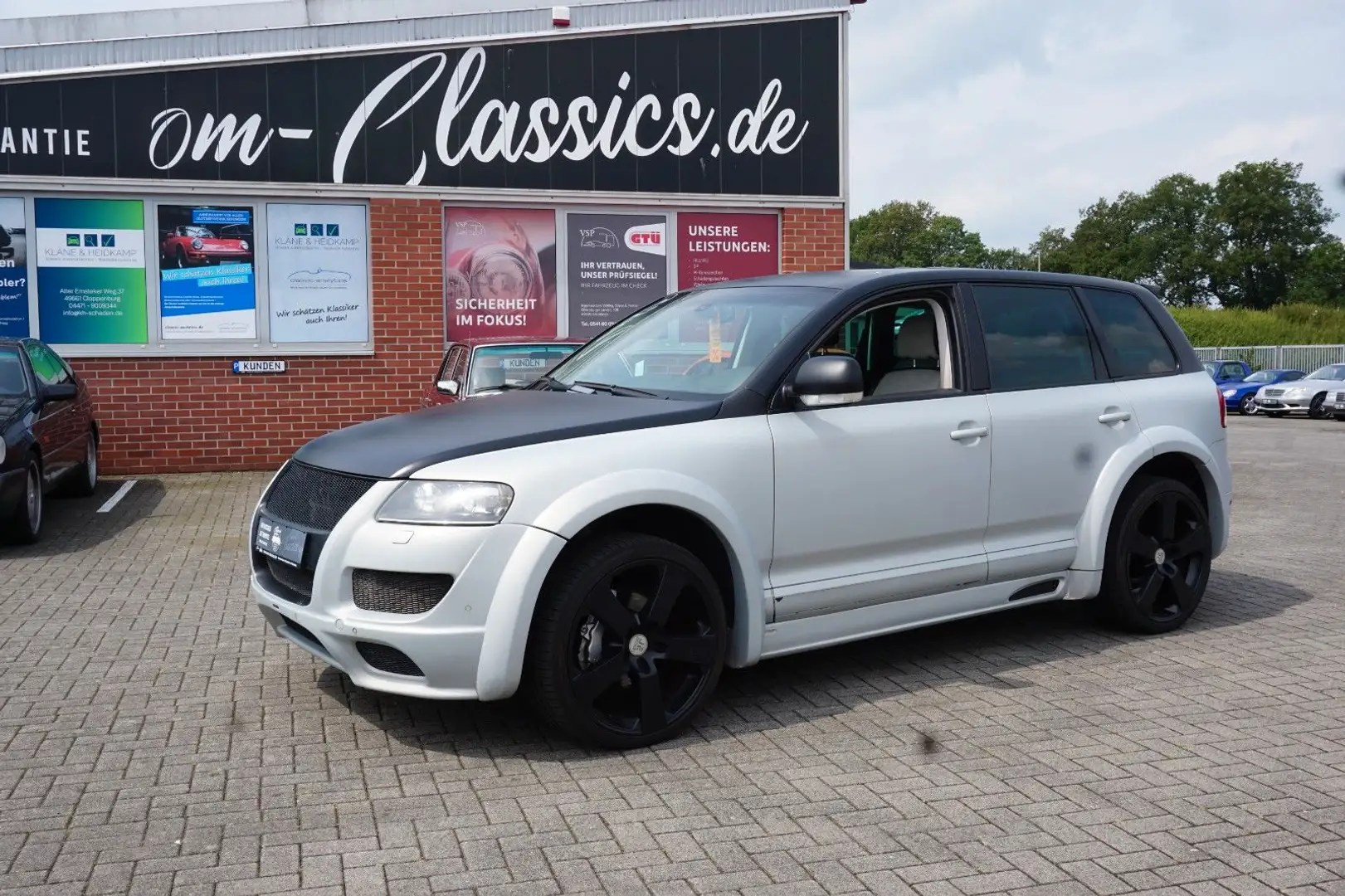 Volkswagen Touareg V10 TDI *WEST COAST CUSTOMS*UNIKAT* Grau - 2