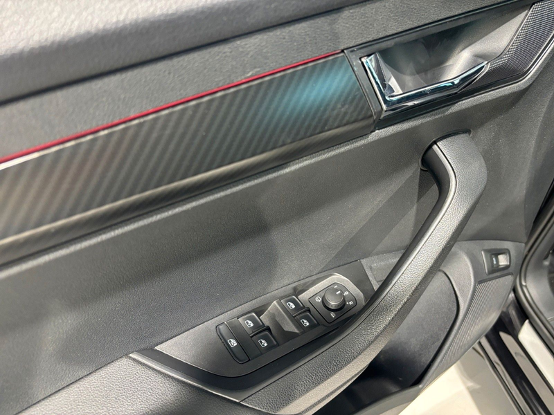 Skoda Karoq 2.0TSI Sport 4x4 1.HD AHK ACC LED DCC NAVI — photo 12