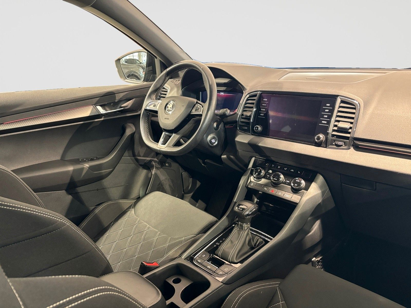 Skoda Karoq 2.0TSI Sport 4x4 1.HD AHK ACC LED DCC NAVI — photo 11