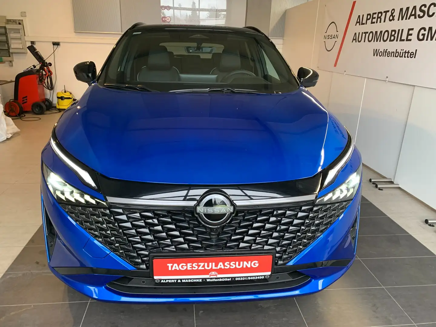 Nissan Qashqai N-Design 1,3DIG-T Automatik Bleu - 2