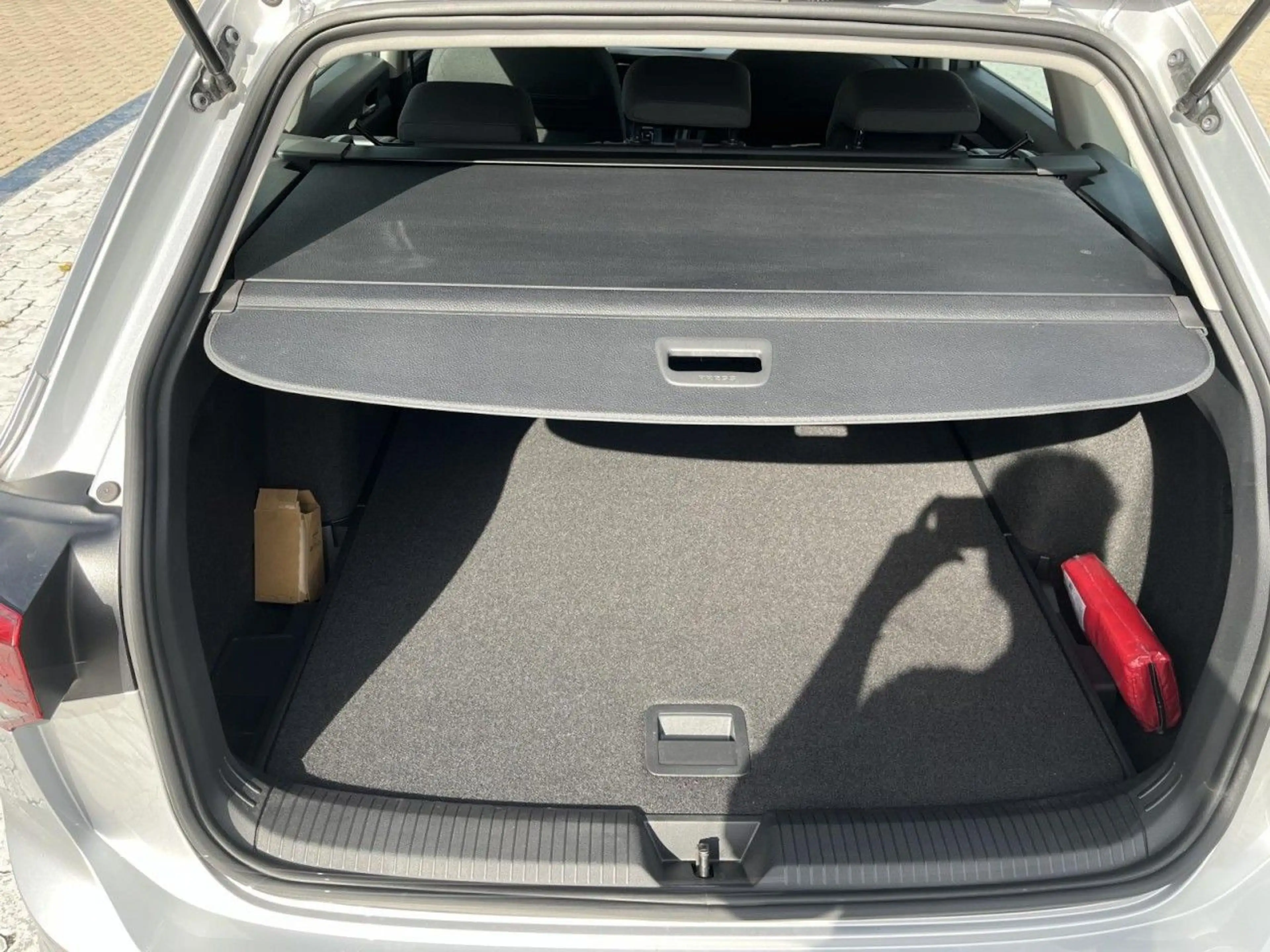 Volkswagen Golf Variant Golf VIII Variant 1.5 eTSI Life DSG (LEDPlus+NAV — photo 7