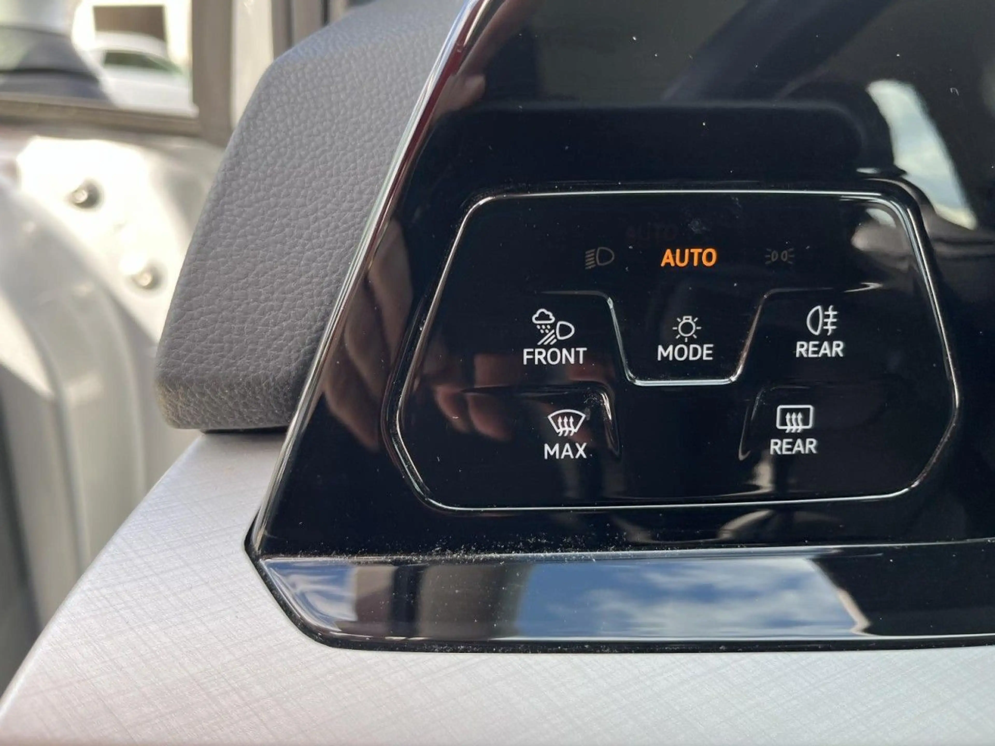 Volkswagen Golf Variant Golf VIII Variant 1.5 eTSI Life DSG (LEDPlus+NAV — photo 17