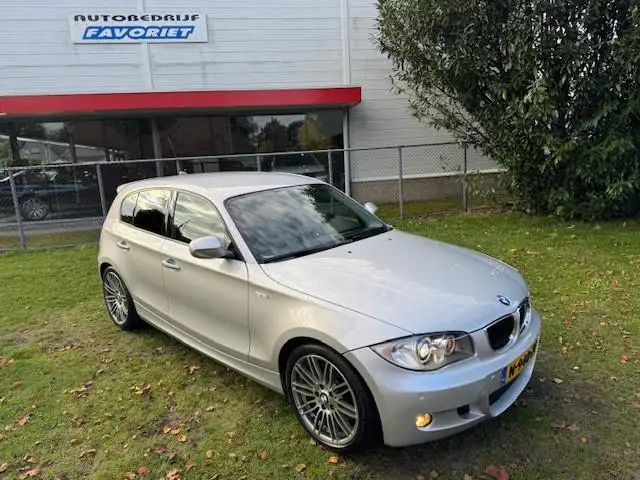 BMW 130 1-serie 130i M-SPORT ULTIMATE EDITION/AUTOMAAT/F1/