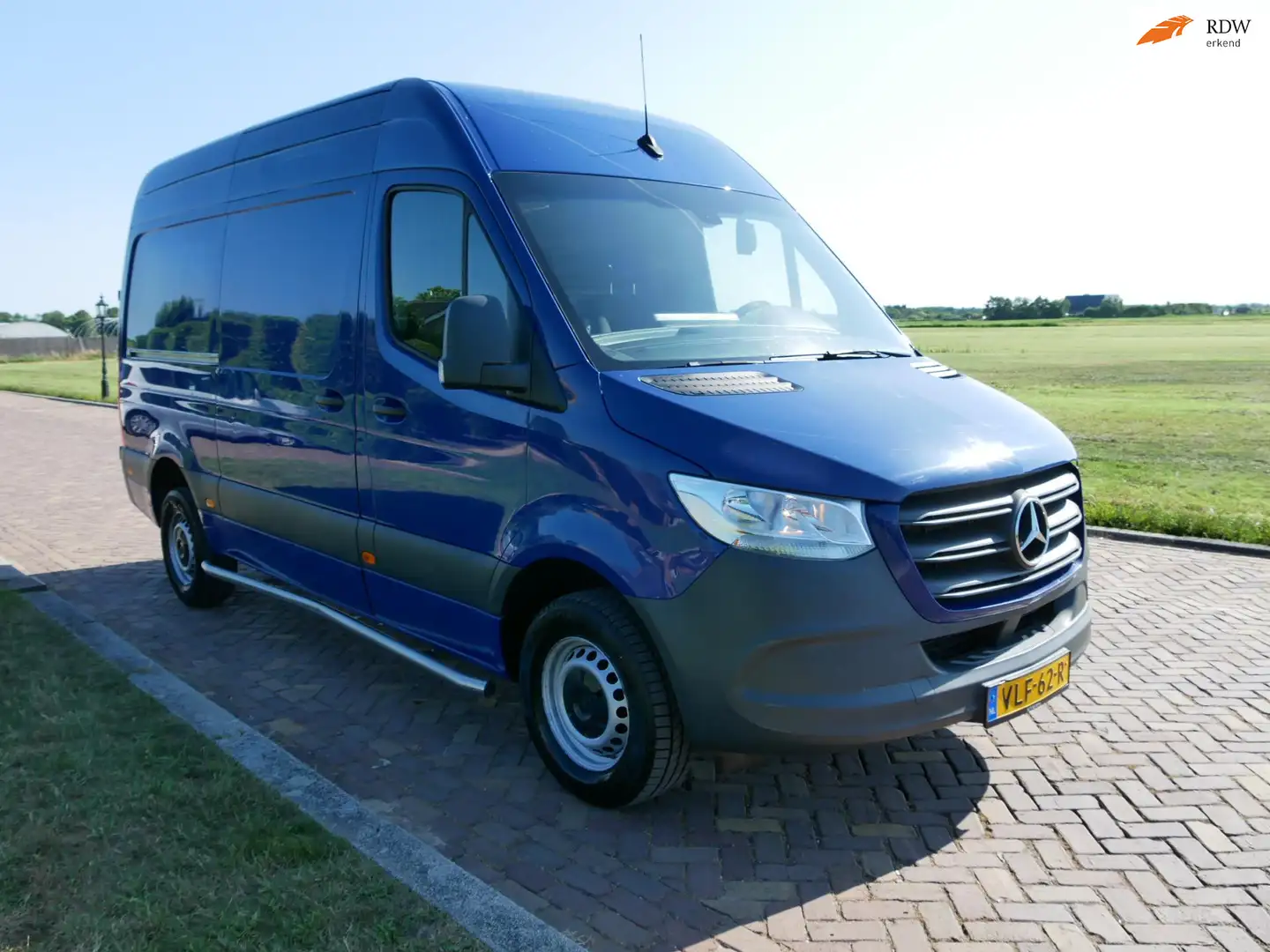 Mercedes-Benz Sprinter 315 1.9 CDI L2H2 AUT CAMERA AC 3-SEATS ** 16999 EX Blauw - 1