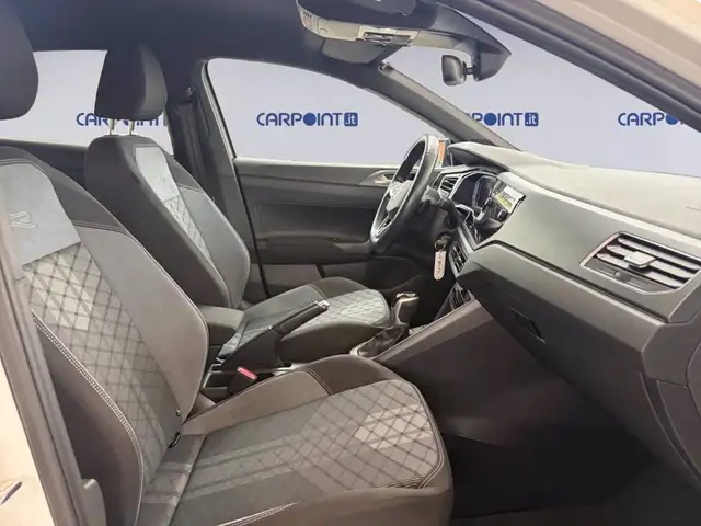 Volkswagen Polo view 16