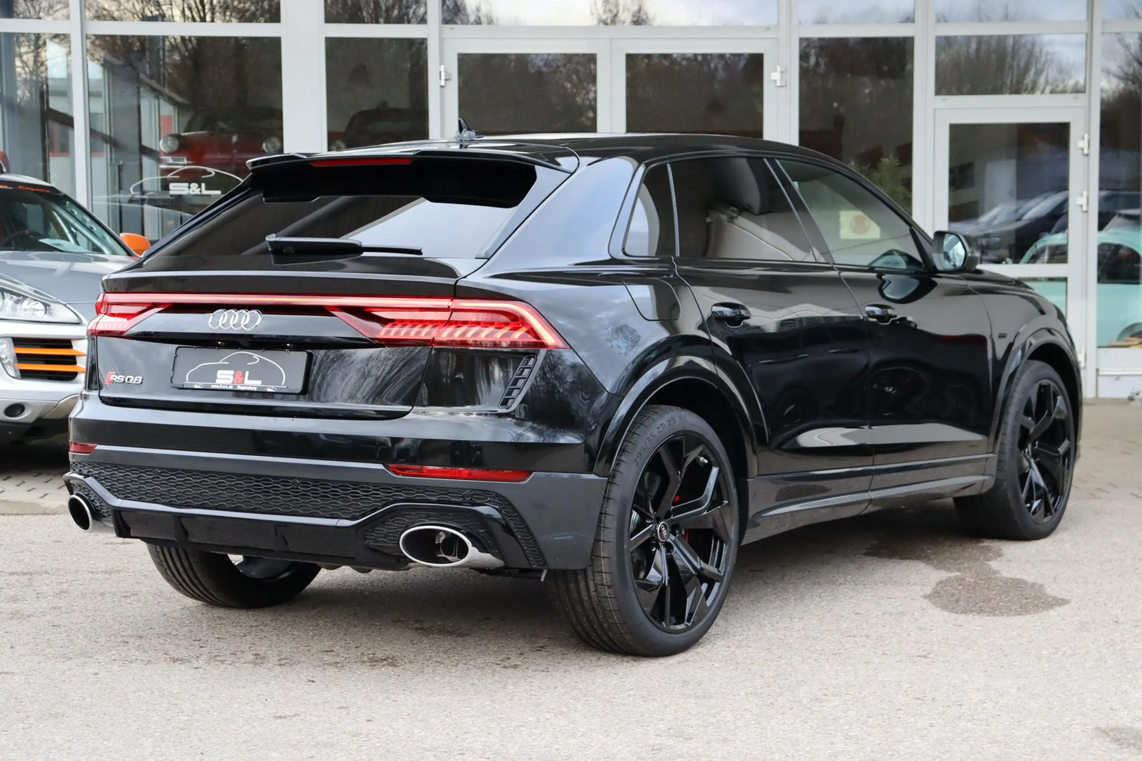 Audi RS Q8 RSQ8 4.0 TFSI quattro Matrix/ACC/Pano/HUD/B&O/23 — photo 2