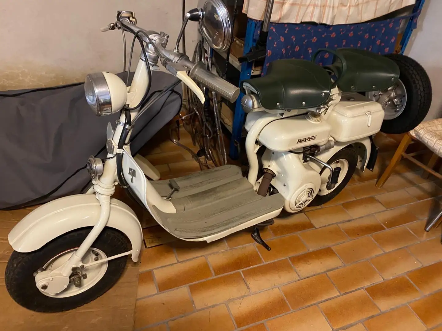 Lambretta D 150d Bianco - 1