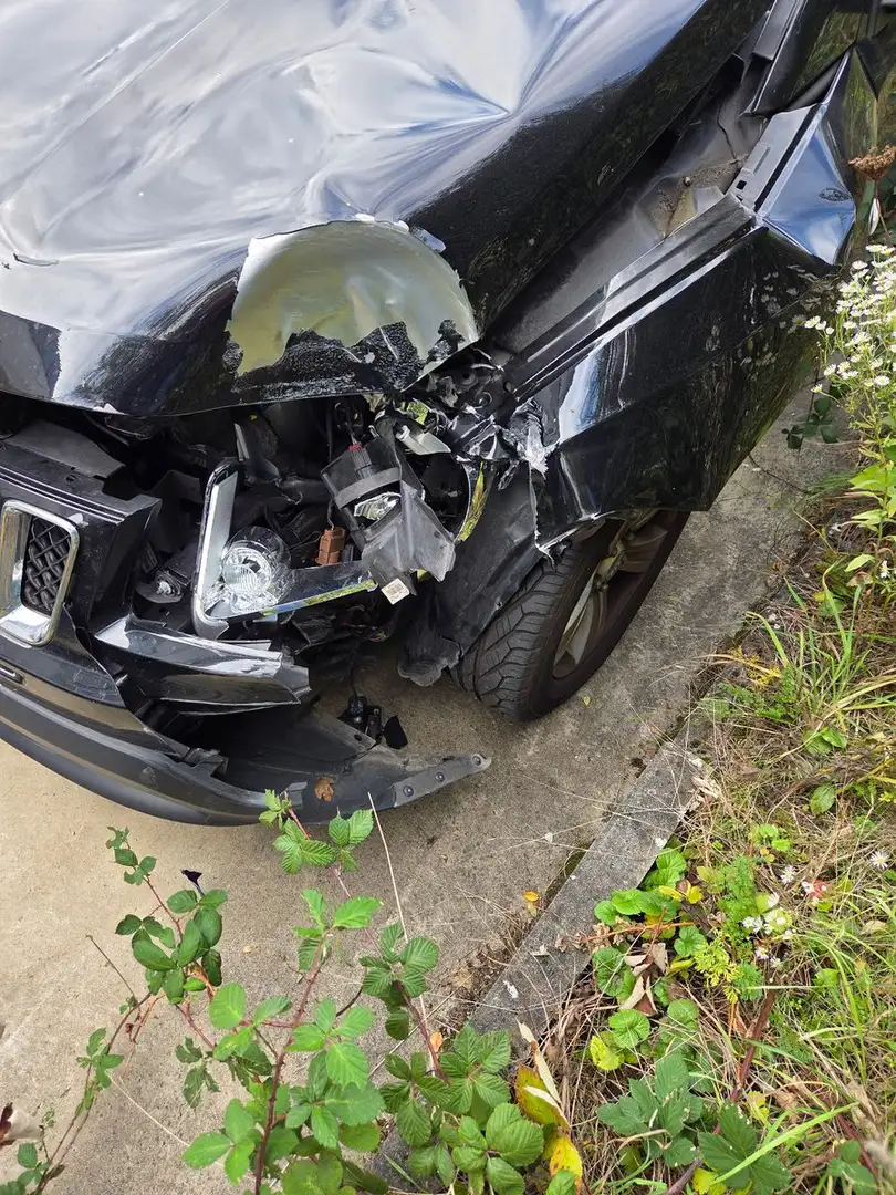 Jeep Compass Sport 4x4 Schwarz - 2