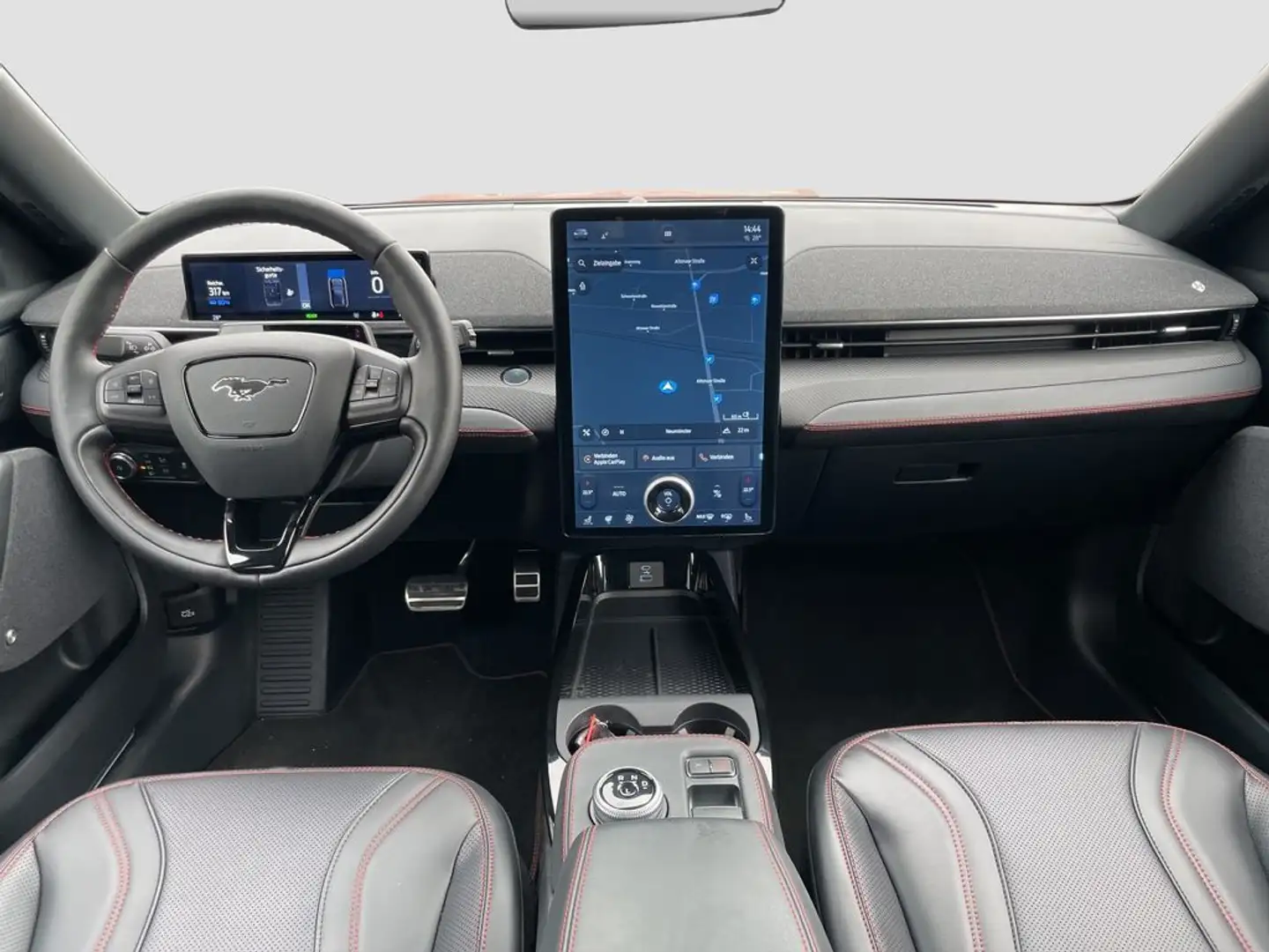 Ford Mustang Mach-E 75 kWh AWD Technologie-Paket 1 Rot - 2