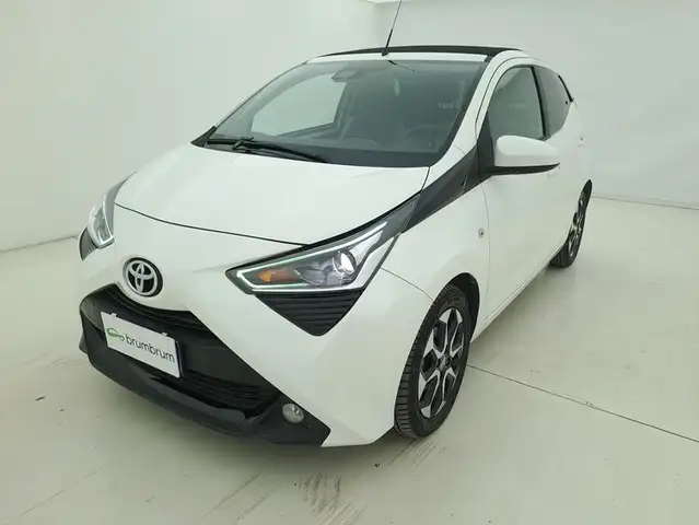 Toyota Aygo view 9