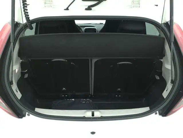 Toyota Aygo view 14