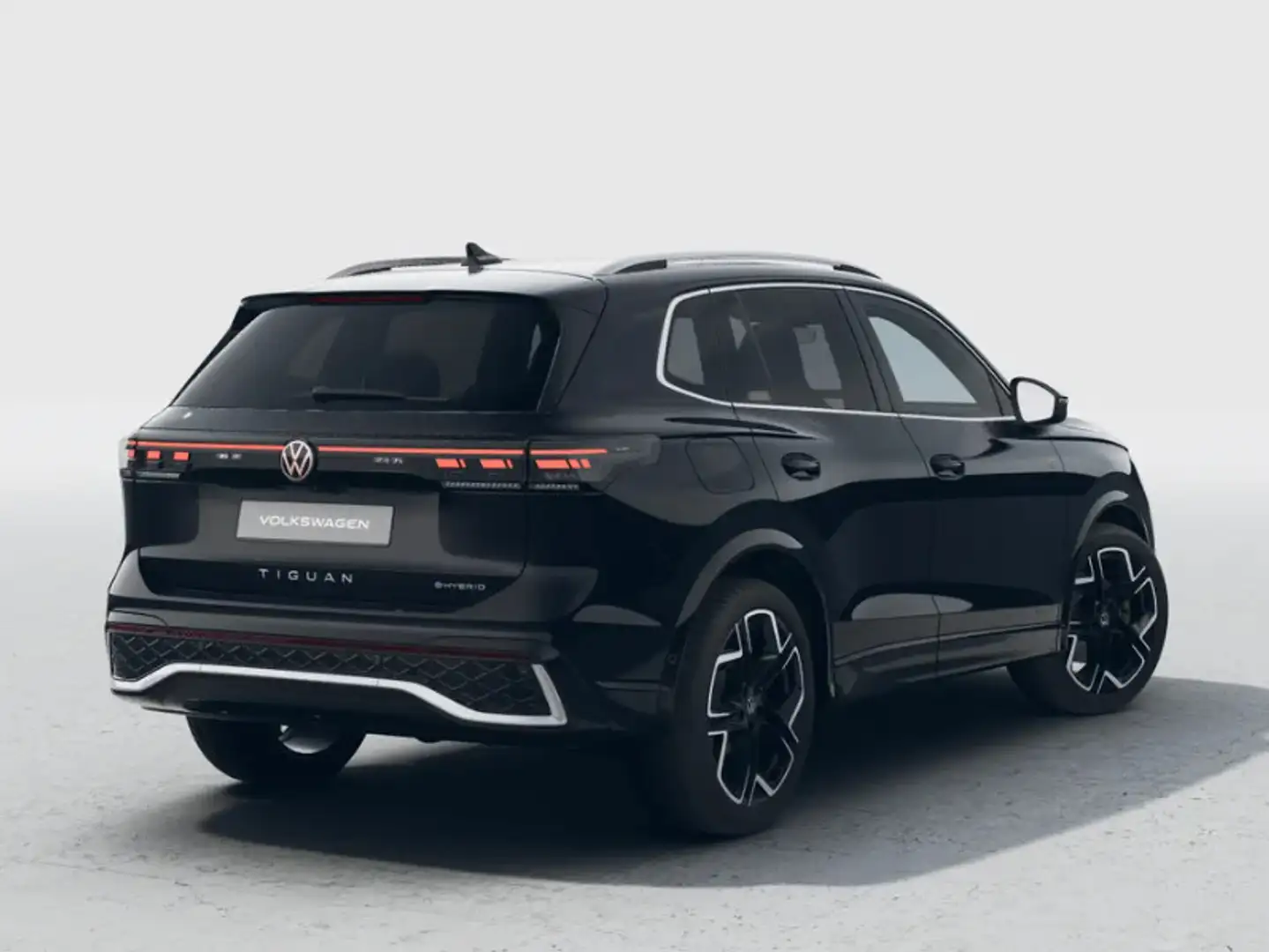 Volkswagen Tiguan R-Line Edition 1.5 eHybrid 204 PK 6 versn. DSG · T Чорний - 2