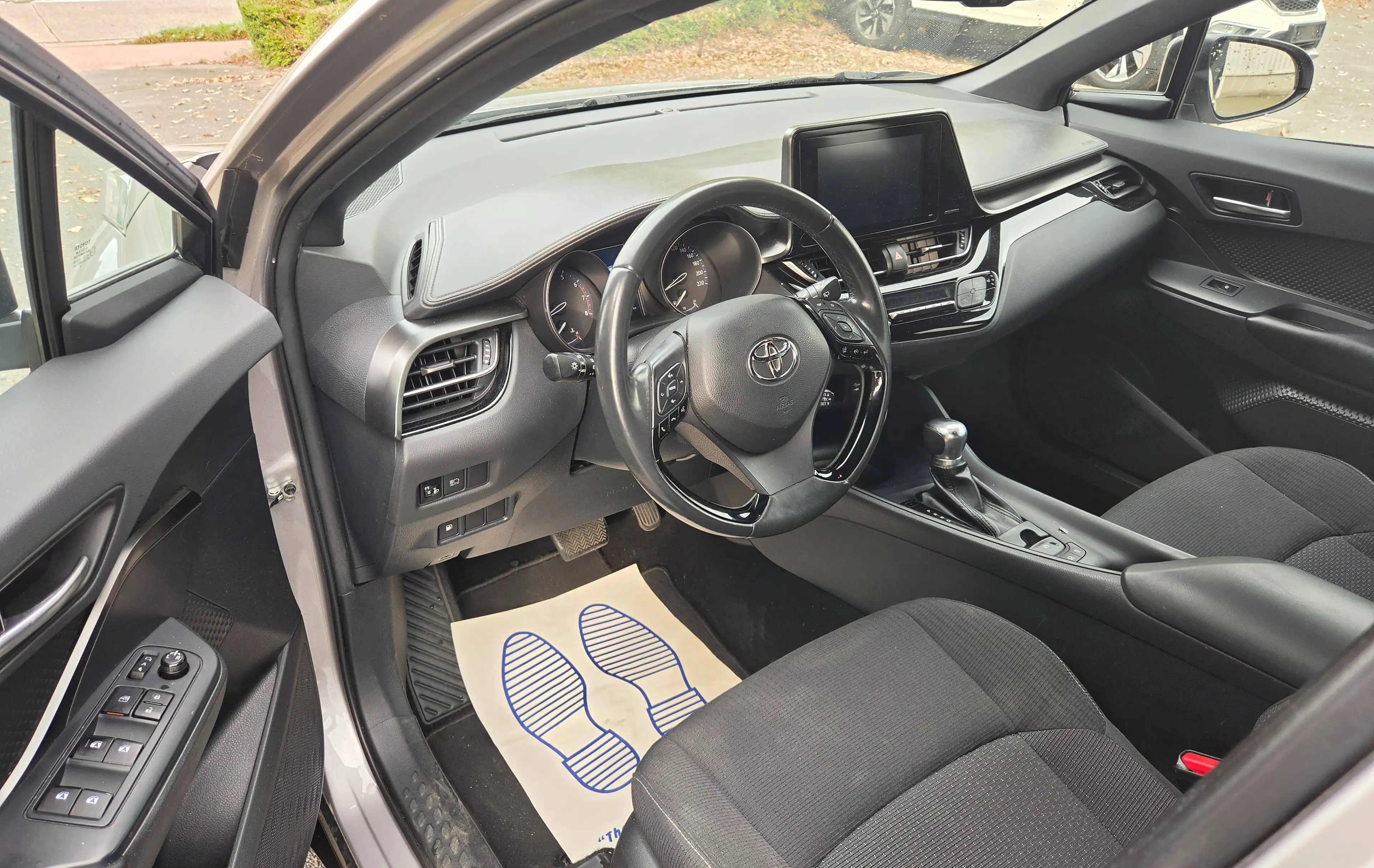 Toyota C-HR C-HR 1.2 Turbo 4WD C-Ult CVT (EU6.2)**Lees de beschrijving** — photo 8