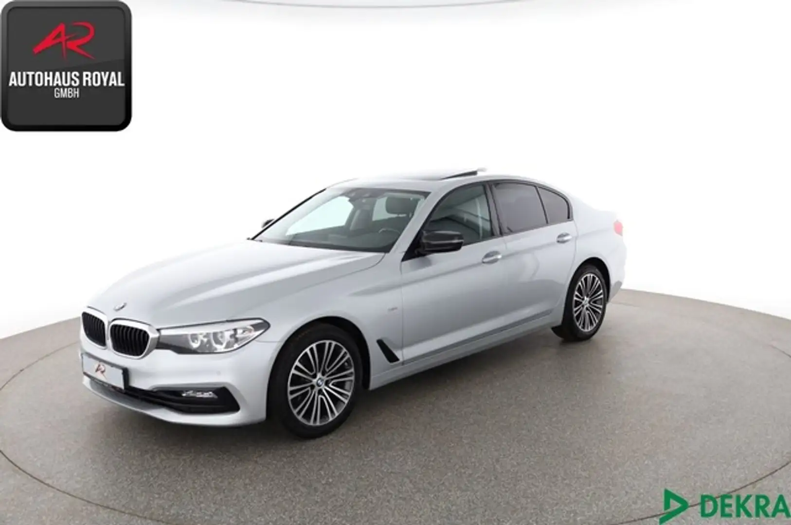 BMW 520 d SPORT LINE SHADOW GLASDACH,KEYLESS,KAMERA Silber - 1