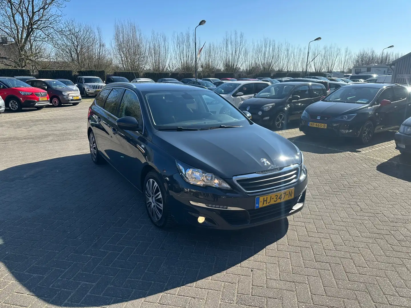 Peugeot 308 SW 1.2 PureTech Style , navigatie , pdc Grau - 2
