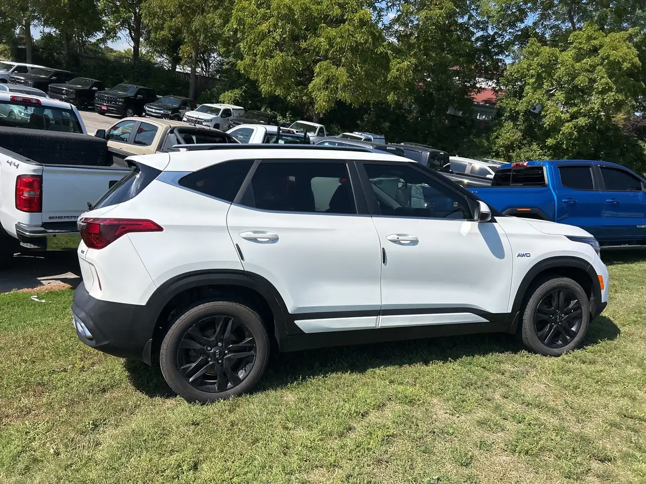 Kia Seltos снимка Kia Seltos