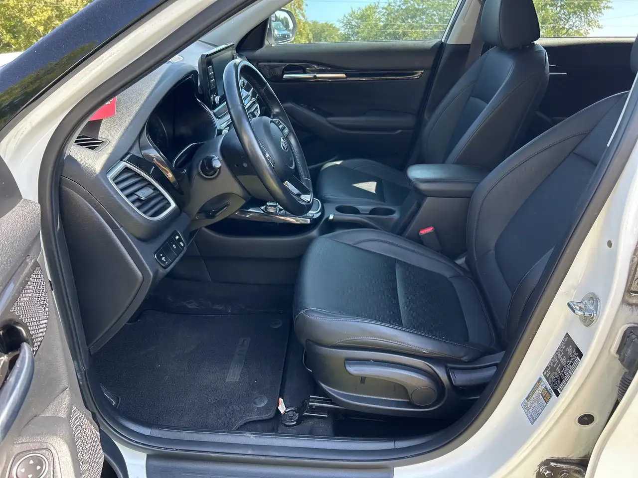 Kia Seltos снимка Kia Seltos