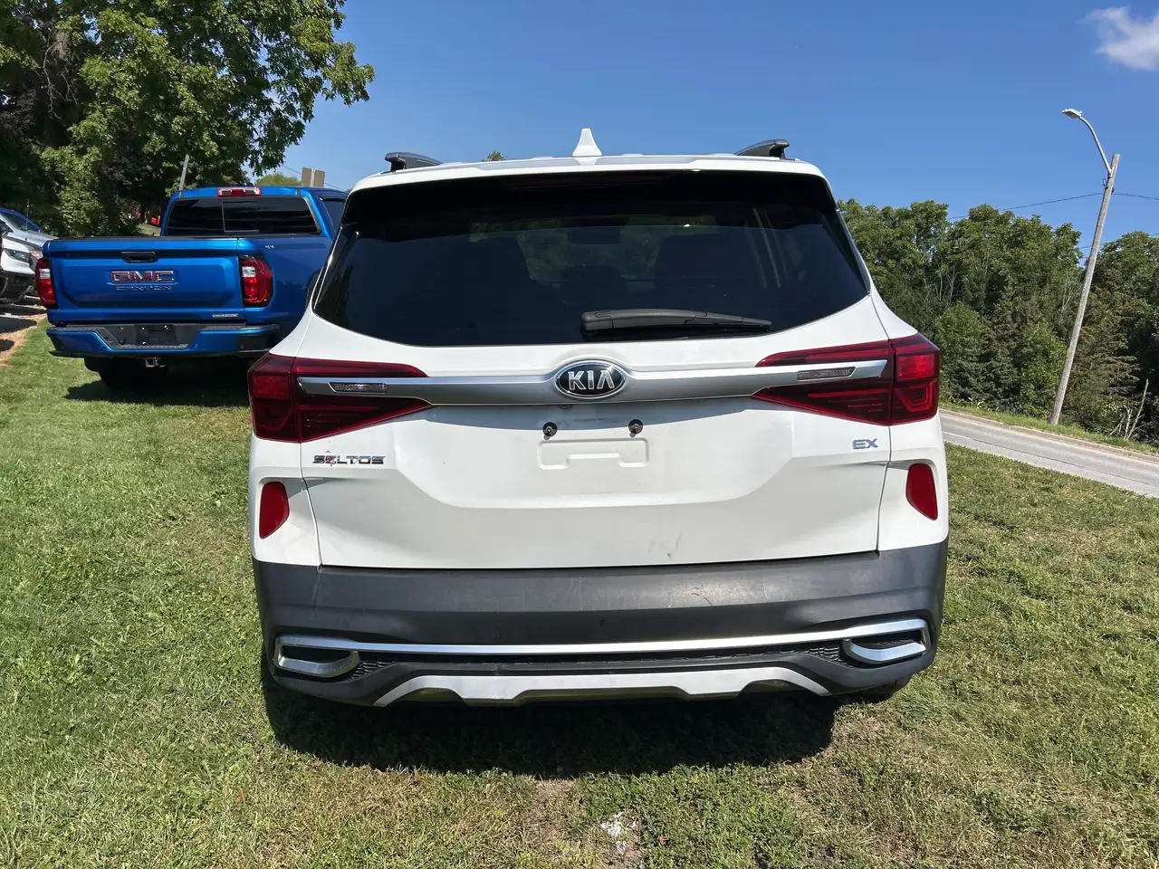 Kia Seltos снимка Kia Seltos