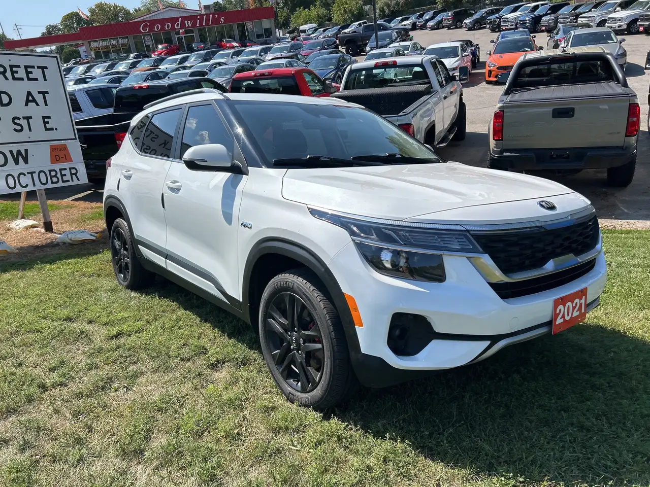 Kia Seltos снимка Kia Seltos