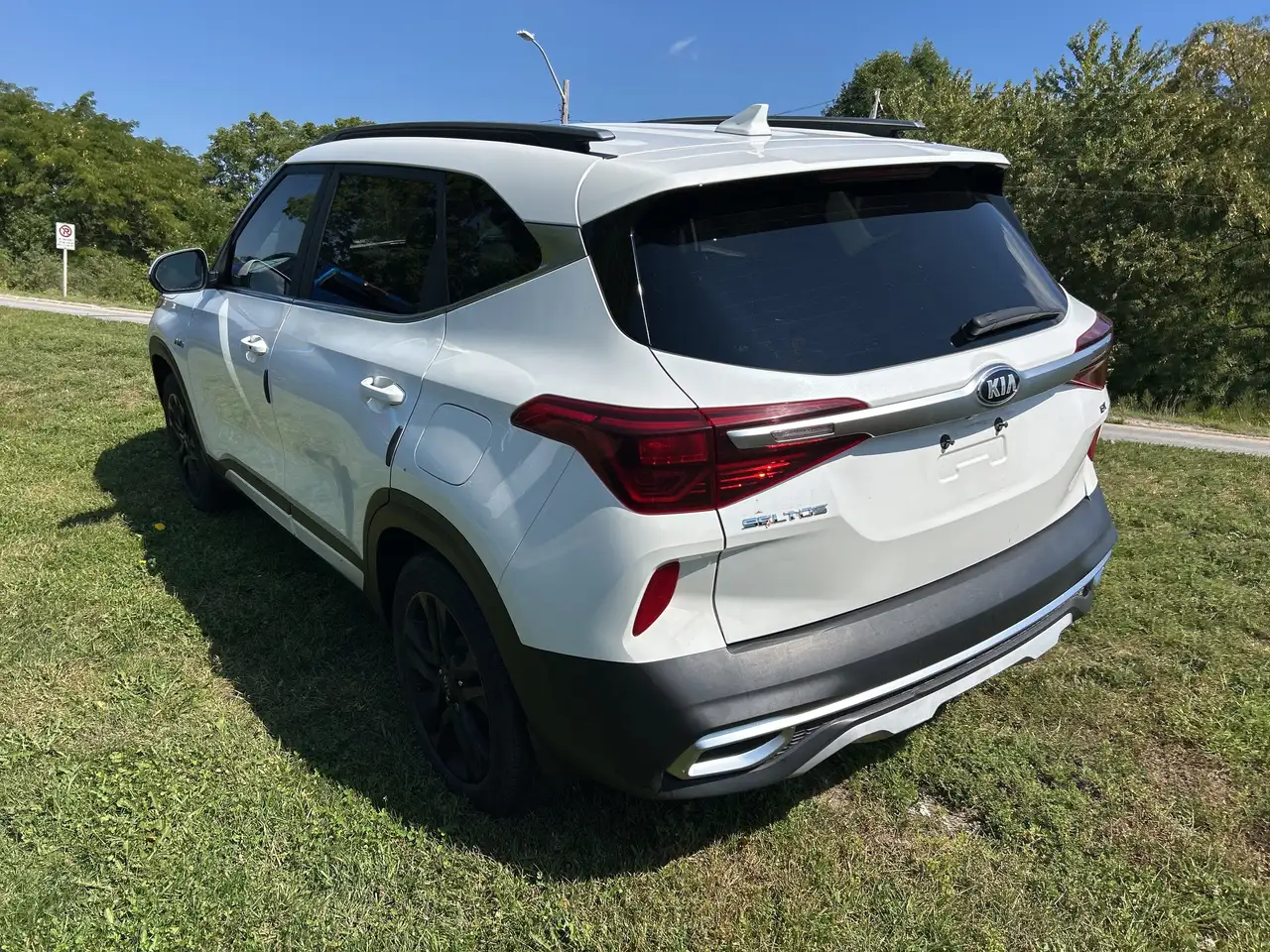 Kia Seltos снимка Kia Seltos
