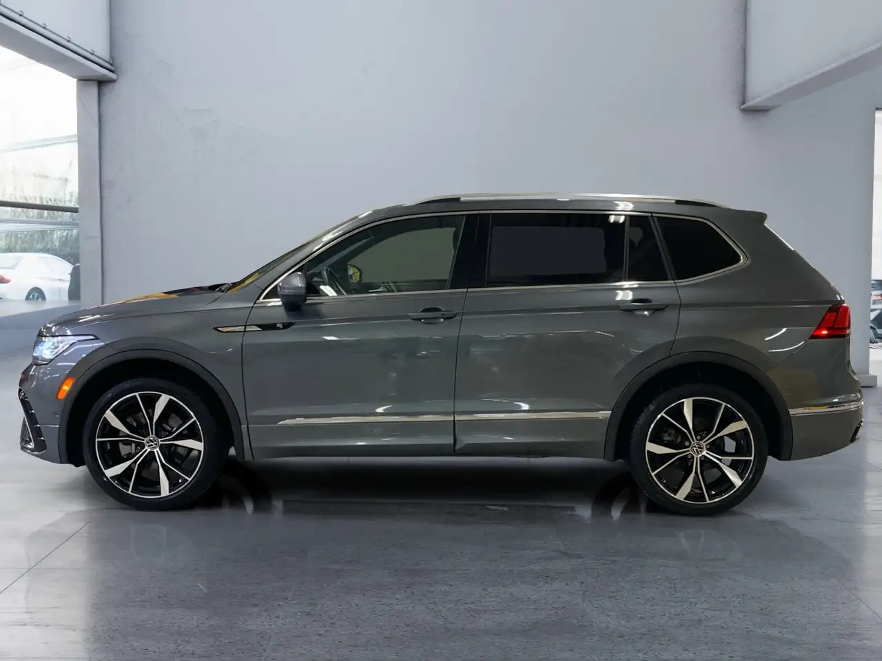 Volkswagen Tiguan снимка Volkswagen Tiguan