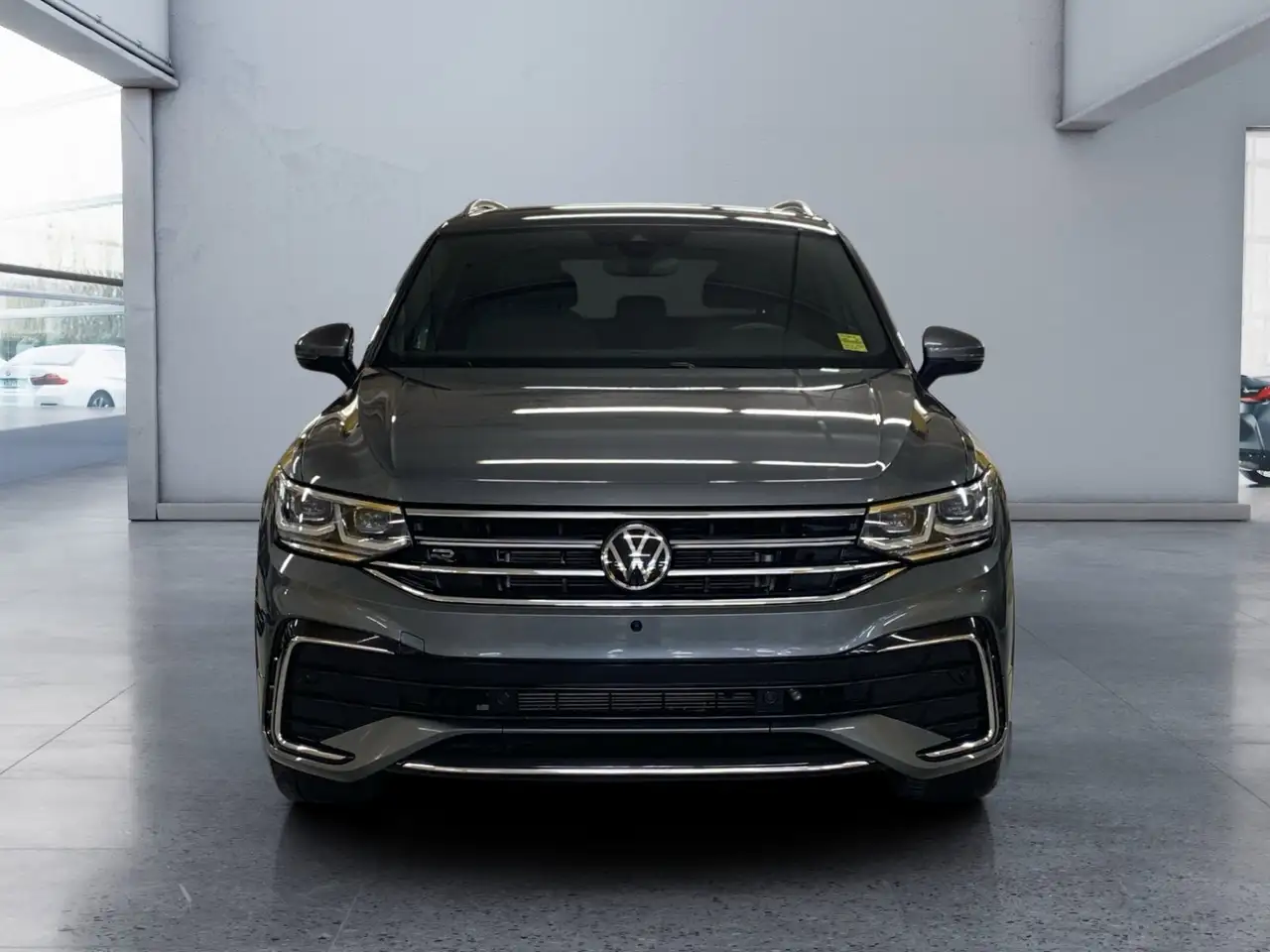 Volkswagen Tiguan снимка Volkswagen Tiguan