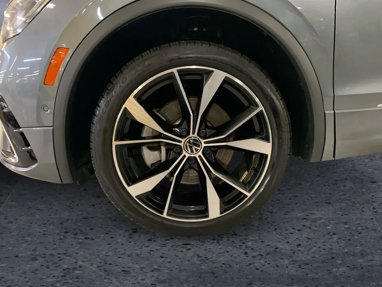 Volkswagen Tiguan снимка Volkswagen Tiguan