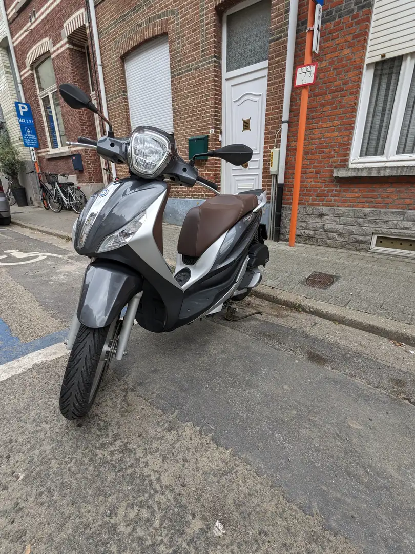 Piaggio Medley 125 ABS Szary - 2