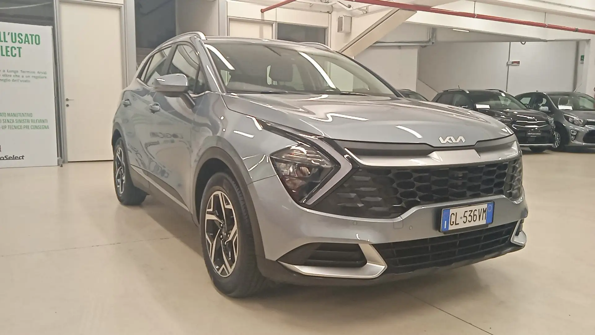 Kia Sportage 1.6 T-GDi GPL Business Ezüst - 1