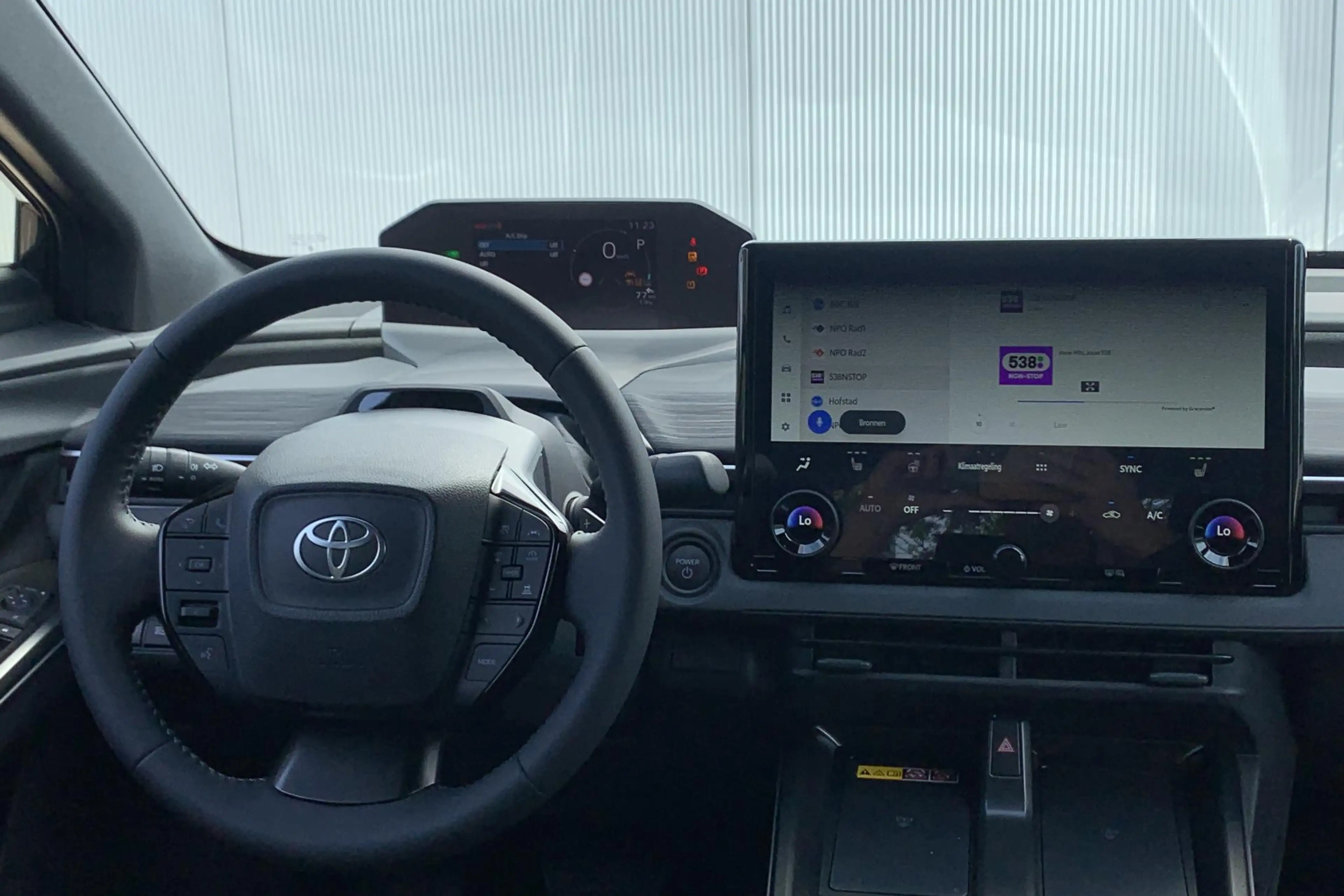 Toyota C-HR+ First Edition 77 kWh / Direct leverbaar! / Nu €3.0 — photo 10