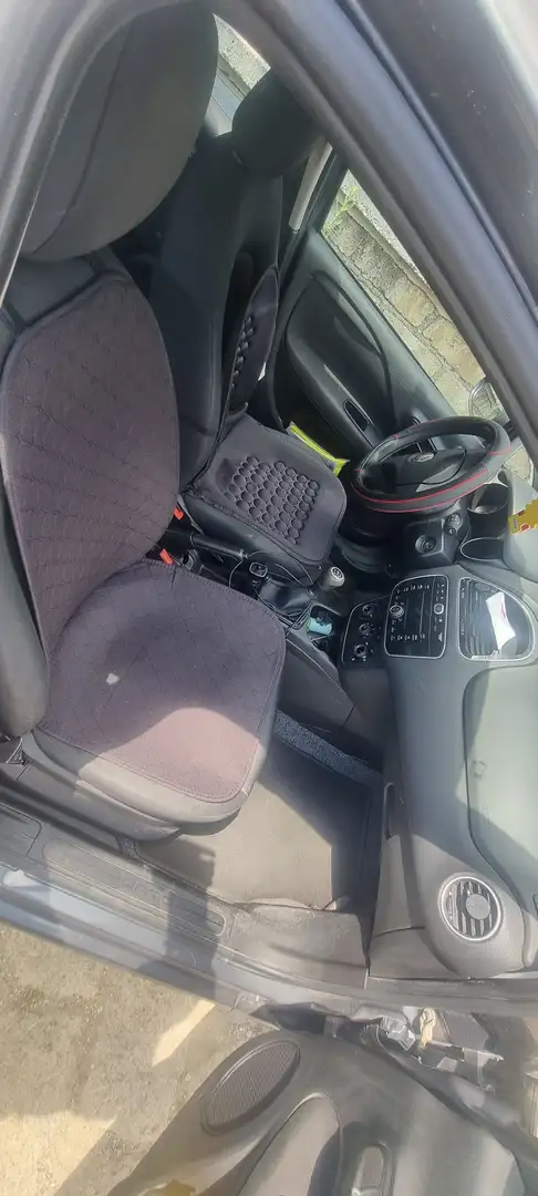 Fiat Grande Punto 1'3 multijet 95 cv Gris - 2