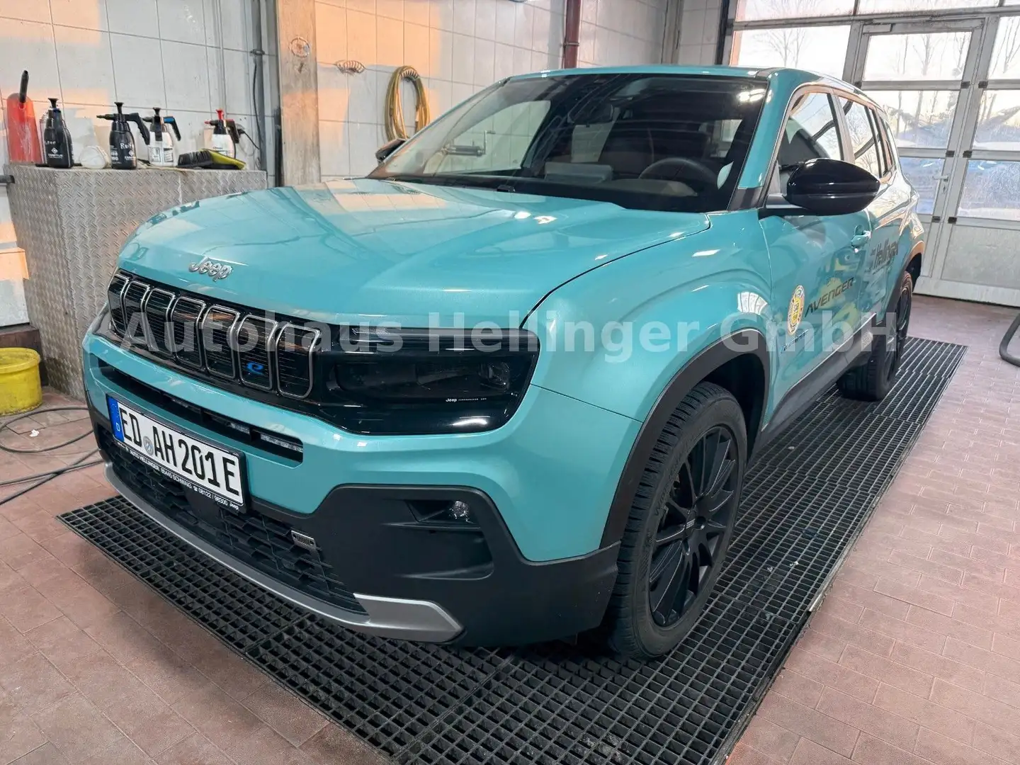 Jeep Avenger Altitude Electric Blau - 1