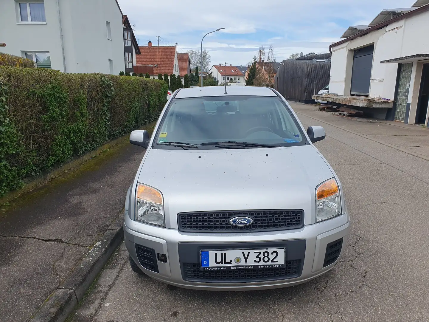 Ford Fusion 1.4 Style Silber - 1