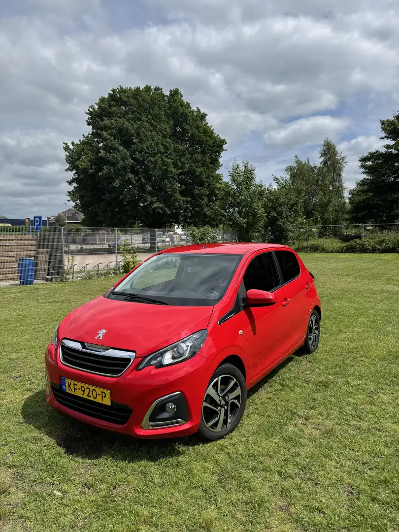 Peugeot 108 1.0 VTi Allure Červená - 1