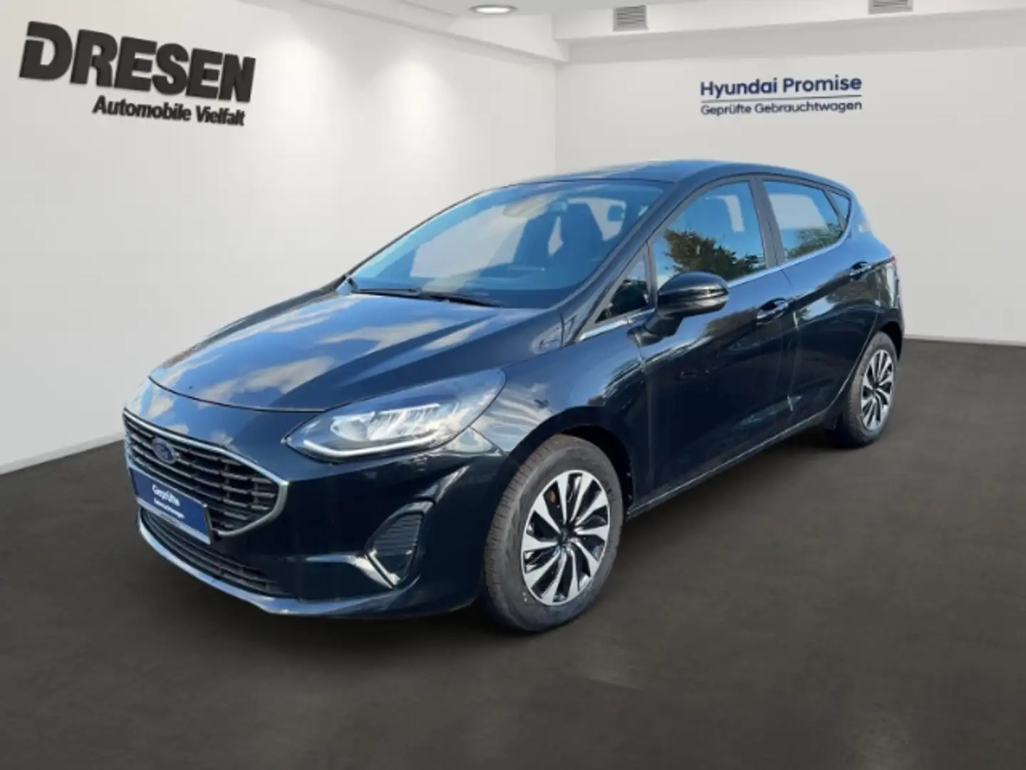 Ford Fiesta Titanium 1.0 MHEV LED+Keyless+Tempomat Fekete - 1