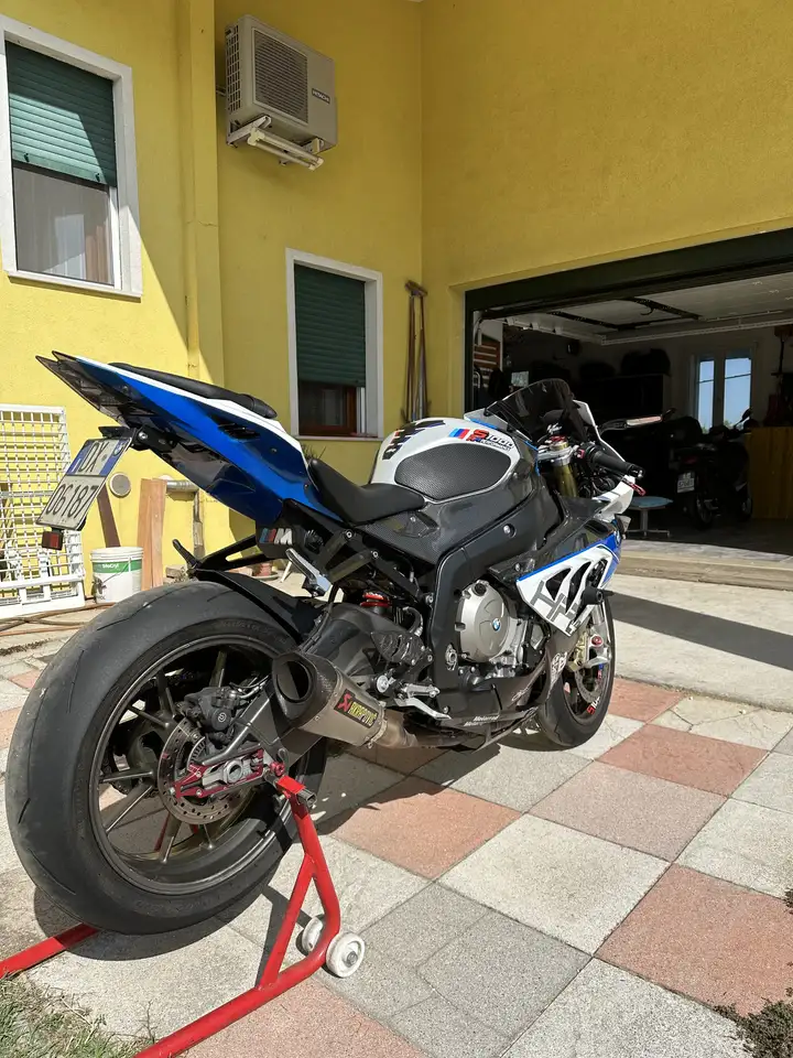 BMW S 1000 RR