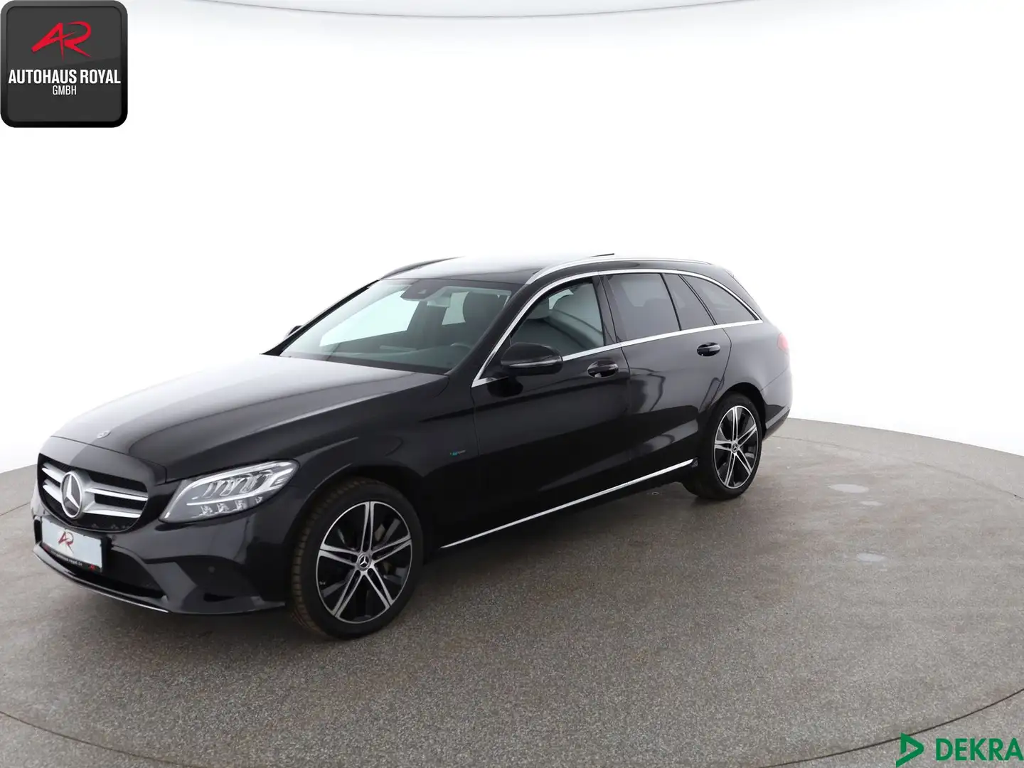 Mercedes-Benz C 300 C 300 e T AVANTGARDE PANORAMA,DISTRO,KAMERA,SH Schwarz - 1