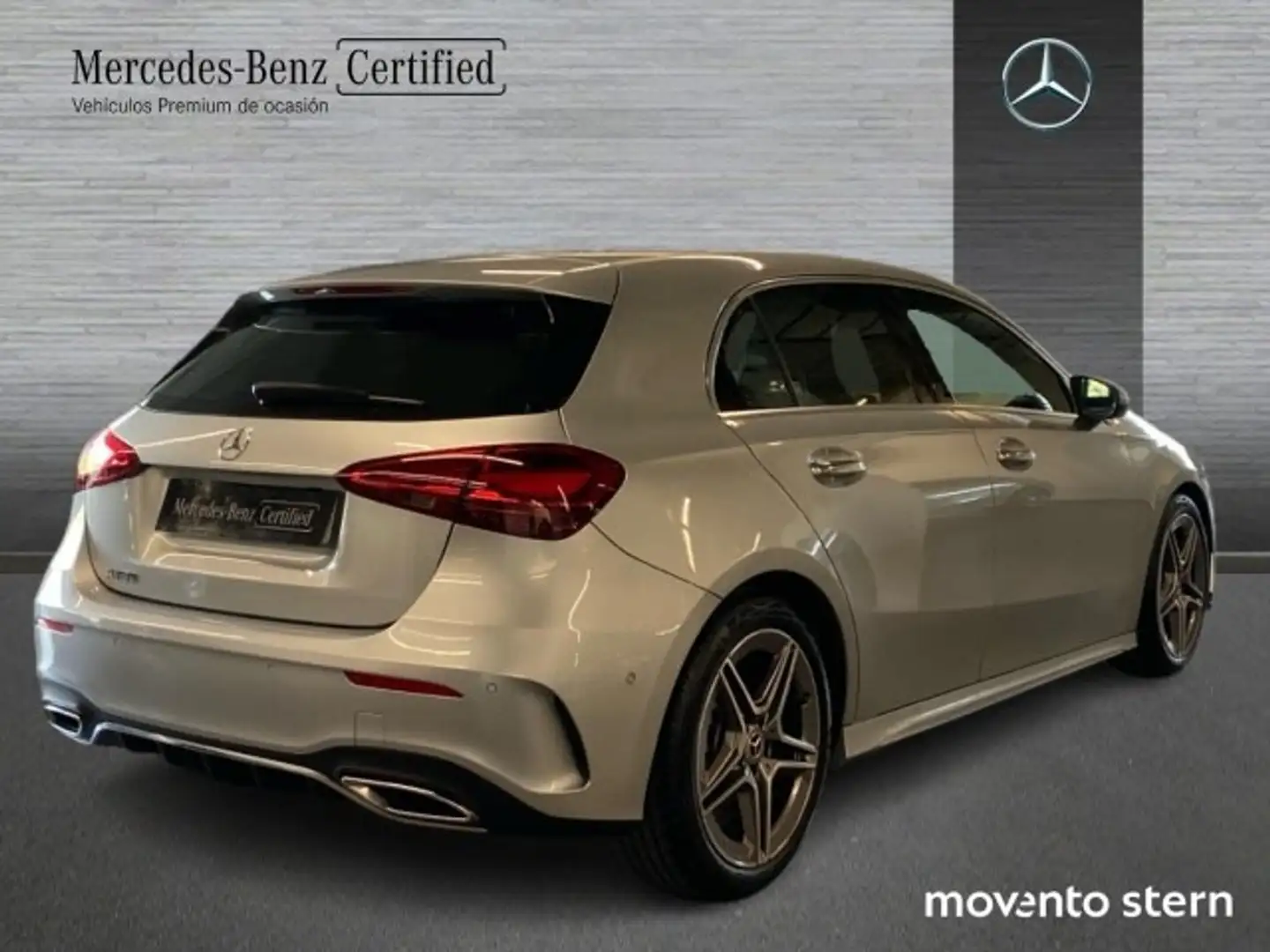 Mercedes-Benz A 180 Progressive Line Advanced 7G-DCT Plateado - 2