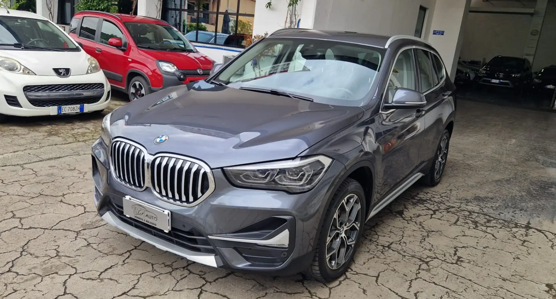 BMW X1 X1 F48 2019 sdrive18d xLine Plus auto Grigio - 1
