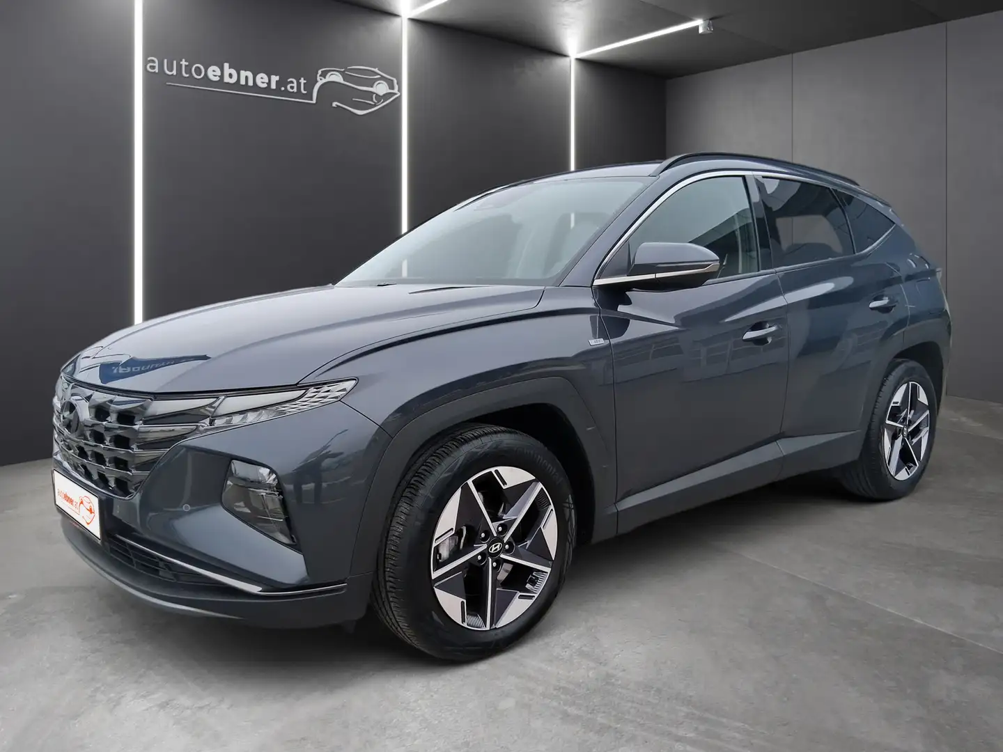Hyundai TUCSON Tucson 1,6 CRDI 48V Trend Line Aut. LENKRDHZG+LED Grau - 1