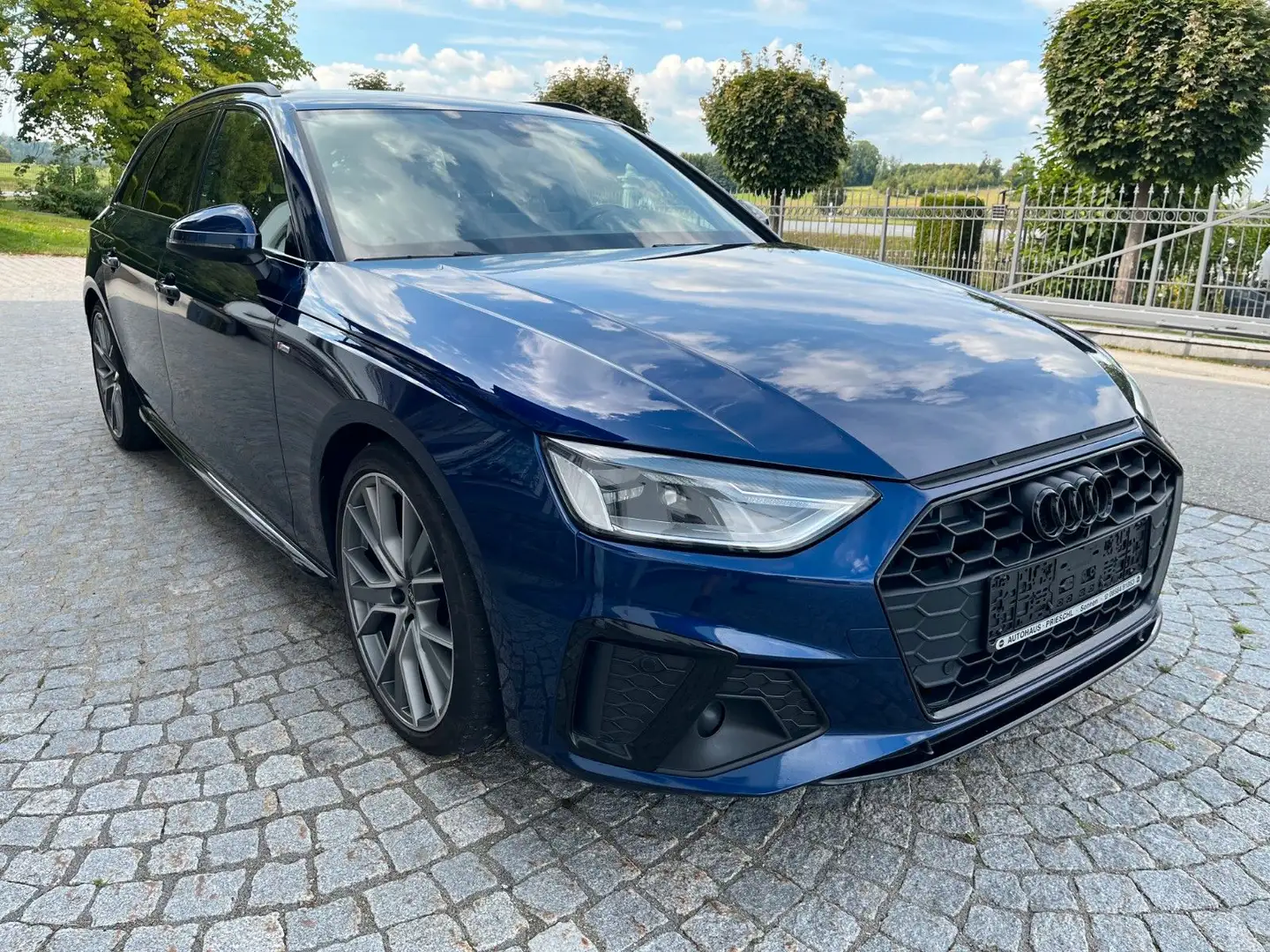 Audi A4 Avant TDI S tr 3x S line/AHK/19',LED,Sport Ed Blau - 2